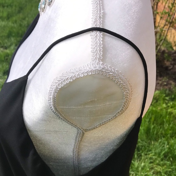 Little black dress - Picture 3 of 4